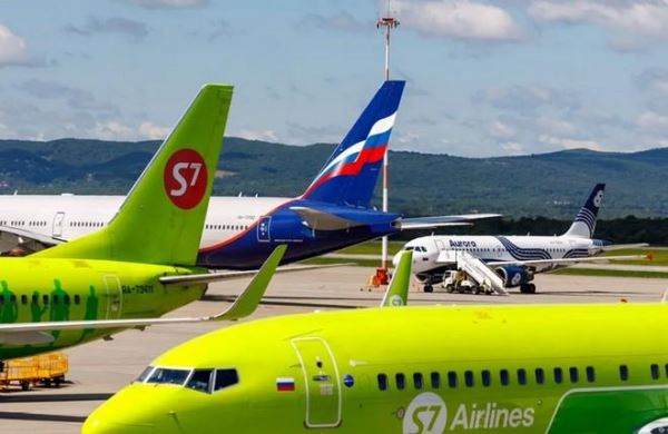 Пассажиропоток аэропорта Владивосток впервые с докризисных времен превысил отметку в 2 млн пассажиров за восемь месяцев